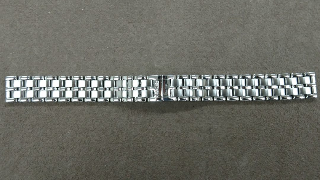 エルメスの腕時計メンテナンスは新潟市のブローチ時計修理工房