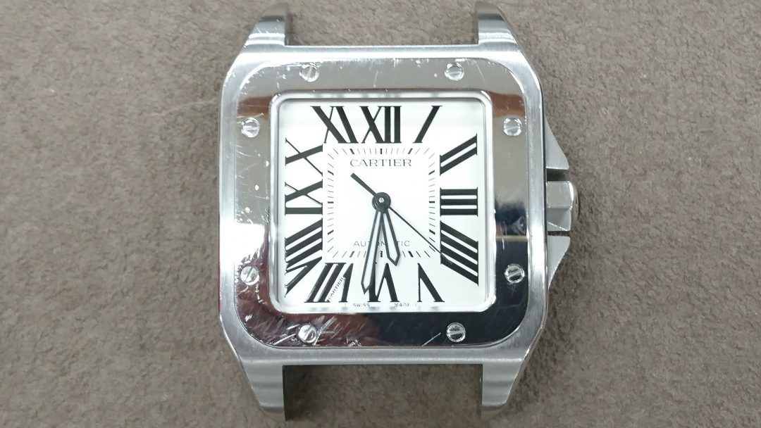 ベゼルのキズは新潟市にある時計修理工房でポリッシュ加工で落とせます。