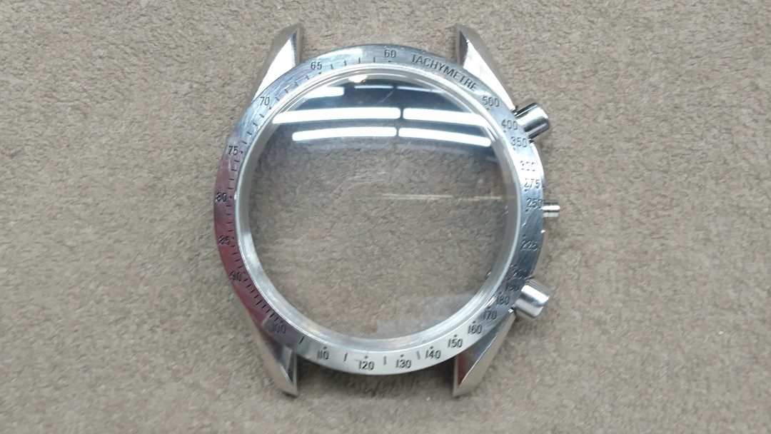 オメガ　ポリッシュ（外装磨き）時計修理は新潟市ブローチ時計修理工房におまかせください！
