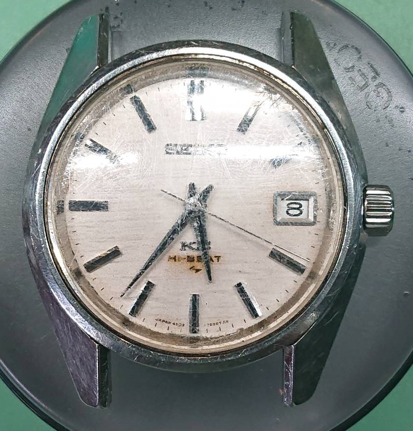 セイコー　バネ棒　折れ込み除去作業　時計修理は新潟市ブローチ時計修理工房におまかせください！