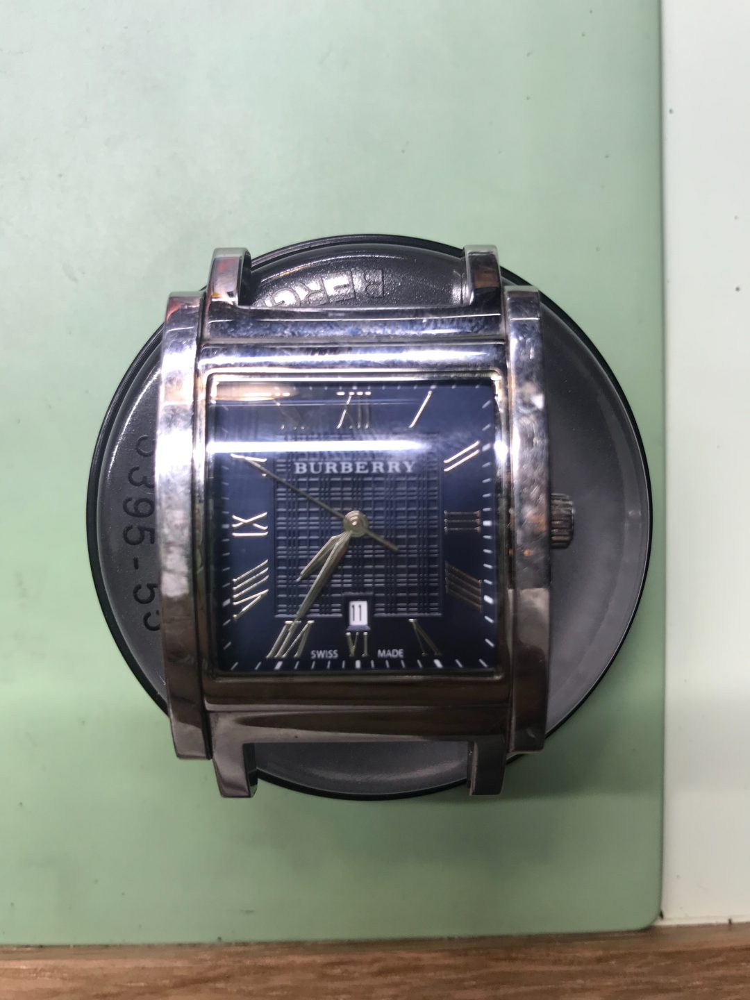 BURBERRY－バーバリー－ケース&ブレスポリッシュの依頼です。 | BROOCH