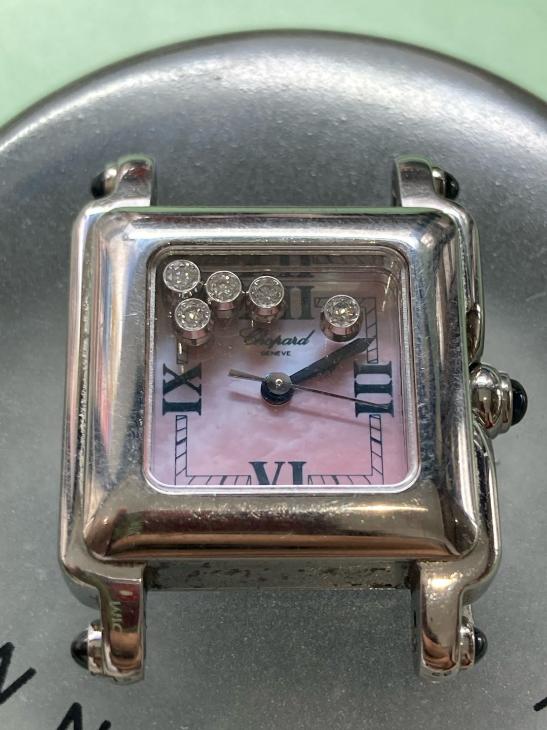 ショパールの時計修理は新潟市ブローチ時計修理工房へおまかせください！