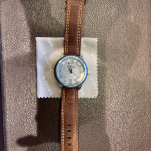 ファッションブランド「Timberland(ティンバーランド)」の腕時計もブローチ時計修理工房蒲田店にお任せ下さい。