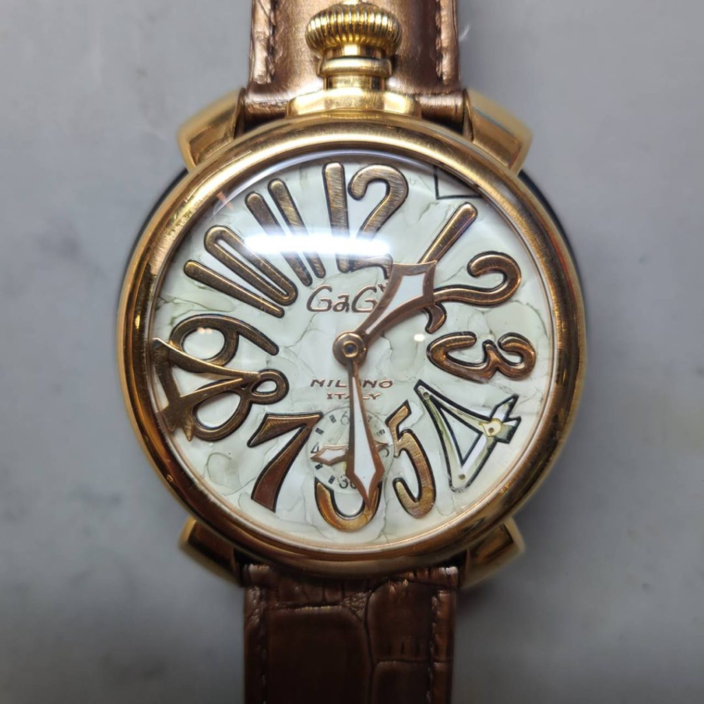 ガガミラノ（GaGa MILANO）腕時計のオーバーホール | BROOCHブローチ 
