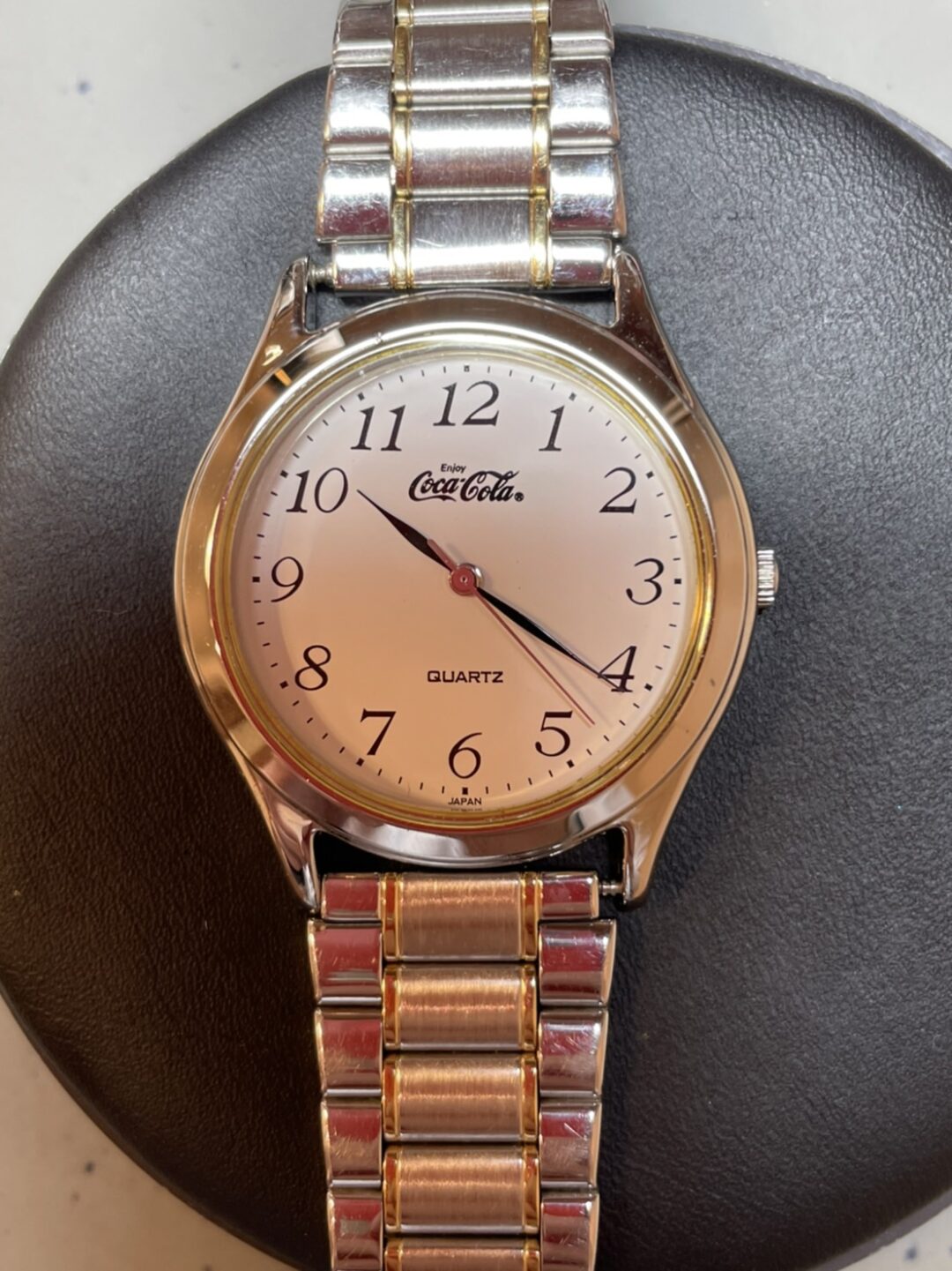 ノーブランド（コカ・コーラ）クォーツ式腕時計の電池交換・パッキン
