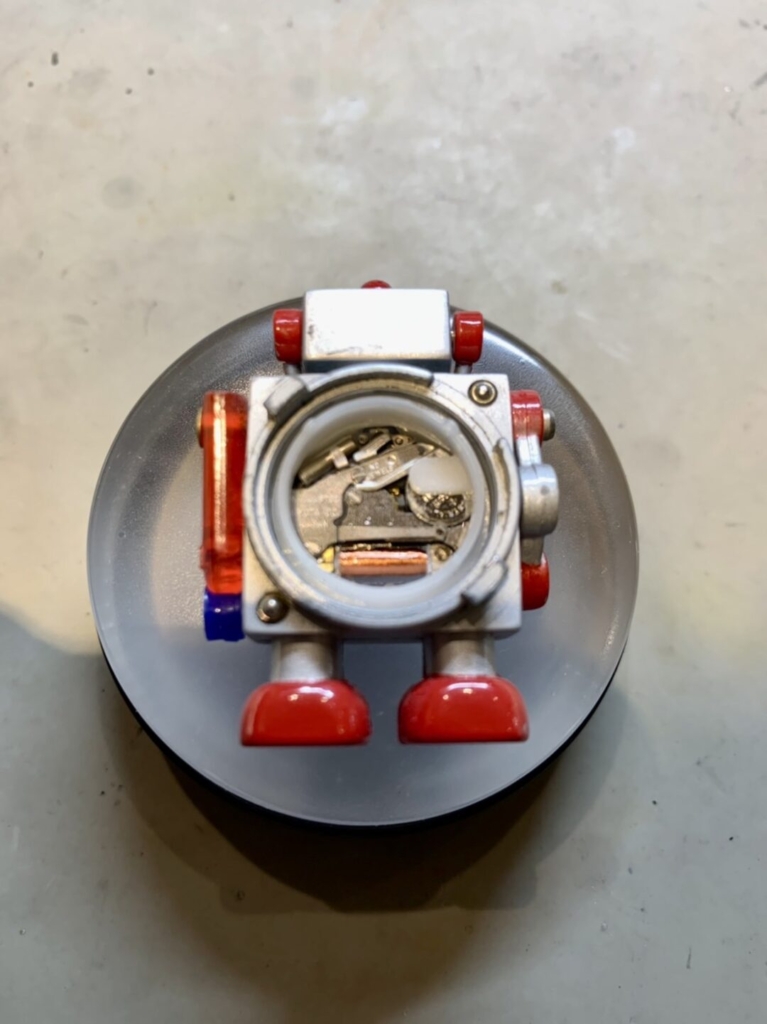 DIP:U ロボット型腕時計のムーブメント