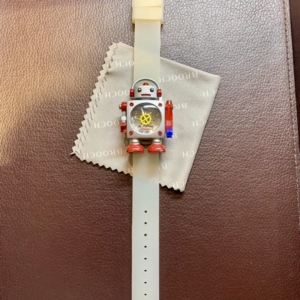 DIP:U ロボット型腕時計