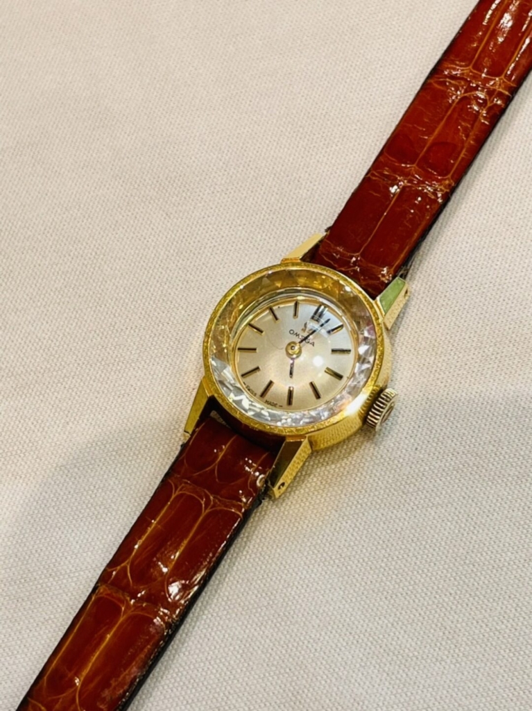 1960年代手巻き式アンティーク時計OMEGA(オメガ)をご紹介いたします ...