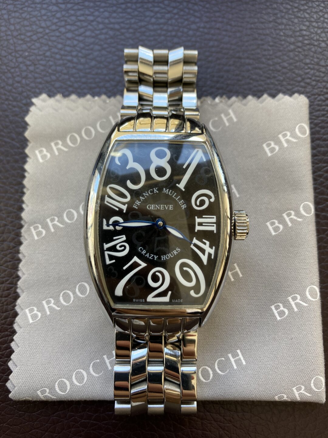 遺品整理 大量アクセサリ 喜平  刻印 英国製 腕時計 ブローチ 新潟・万代（ブローチ）時計修理工房」当店でオーバーホール