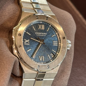 美しいラグスポと言われるショパールの人気の腕時計時計アルパインイーグル