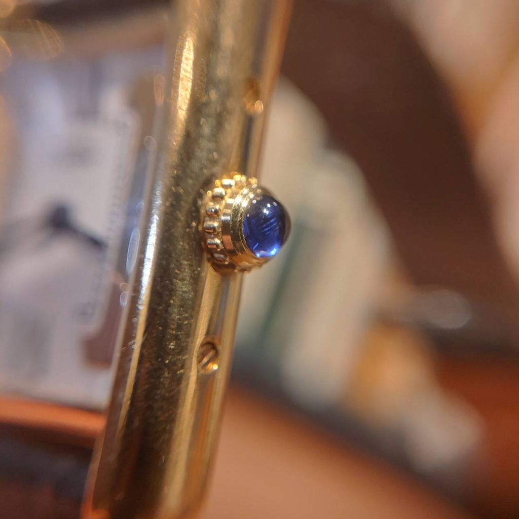 フランス高級時計ブランドのカルティエ（Cartier）マストシリーズに採用されたヴェルメイユ（ゴールドヴェルメイユ）