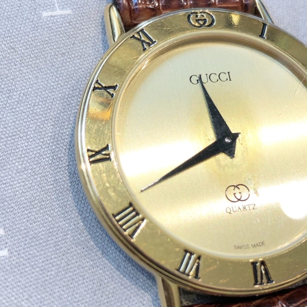 GUCCI】グッチ 3000M クオーツ式２針腕時計のベルト交換承りました BROOCHブローチ時計・宝石修理工房