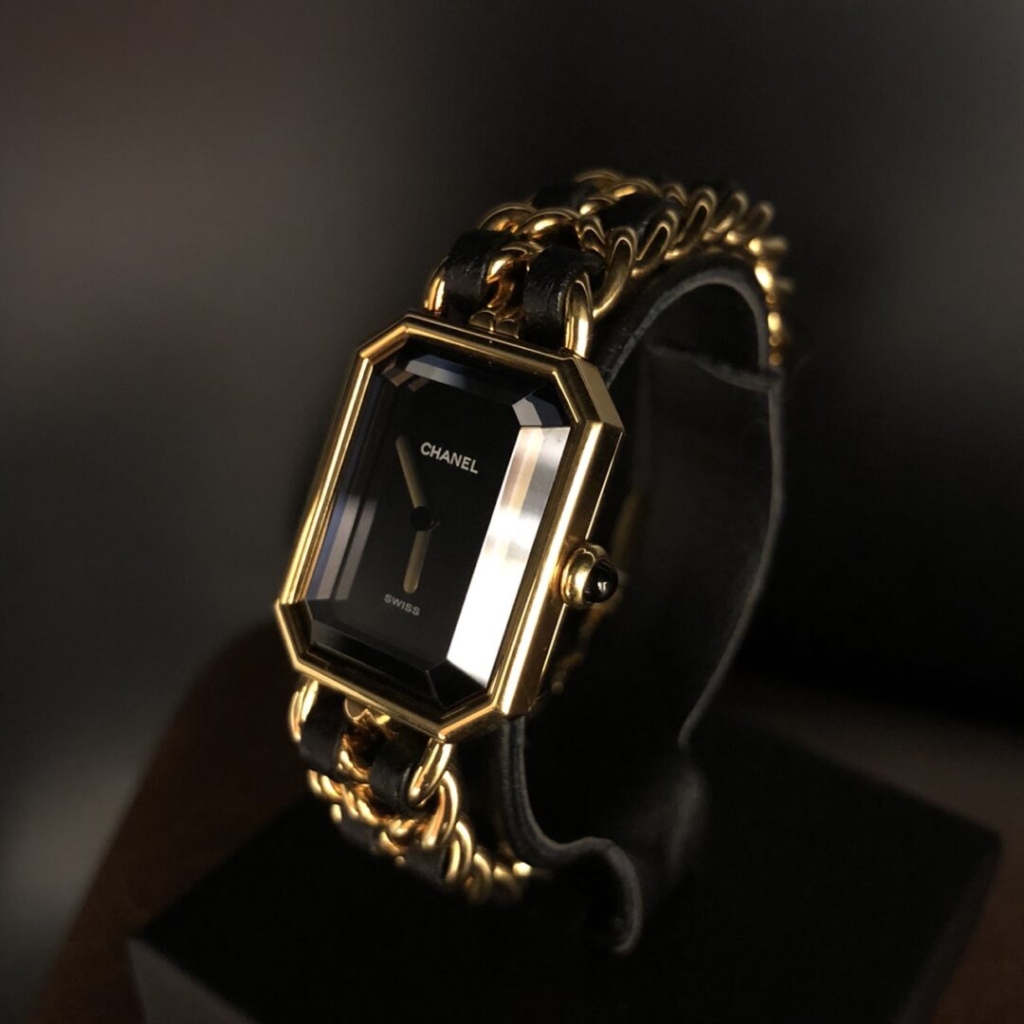 ココシャネルが最初に作った腕時計プルミエール