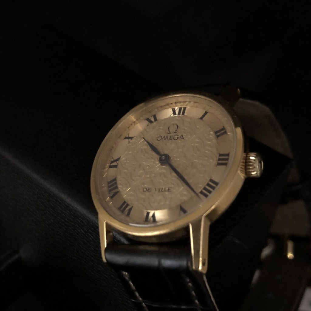 オメガ　デビルのレリーフフラワーのアンティーク時計