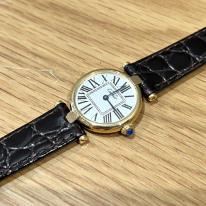 Cartier_belt_change