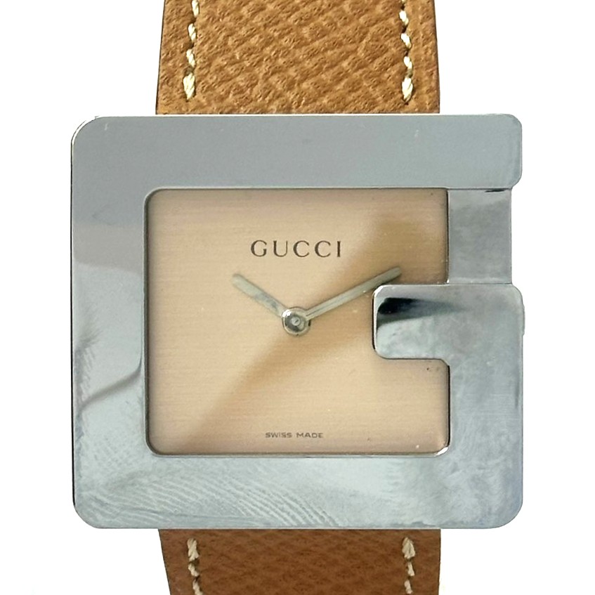 時計で個性を出したい方におすすめのGUCCIスクエア